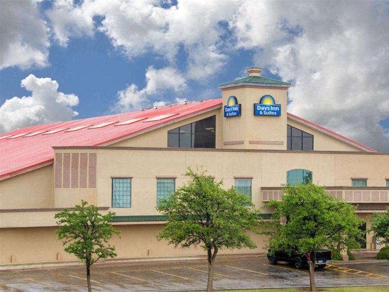 Days Inn By Wyndham Lubbock South Zewnętrze zdjęcie