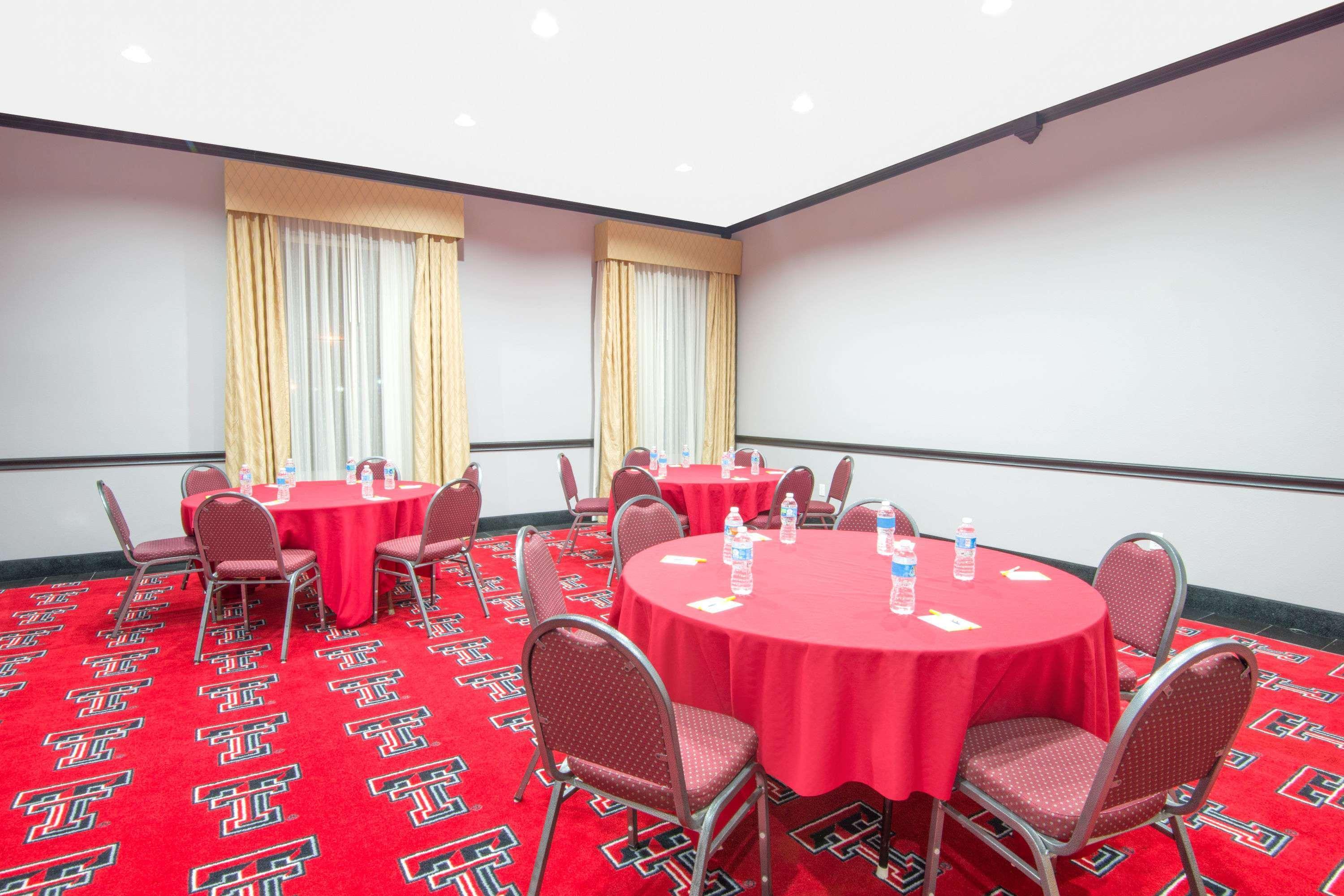 Days Inn By Wyndham Lubbock South Zewnętrze zdjęcie